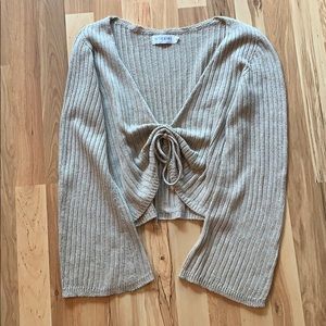 Long sleeve knit top